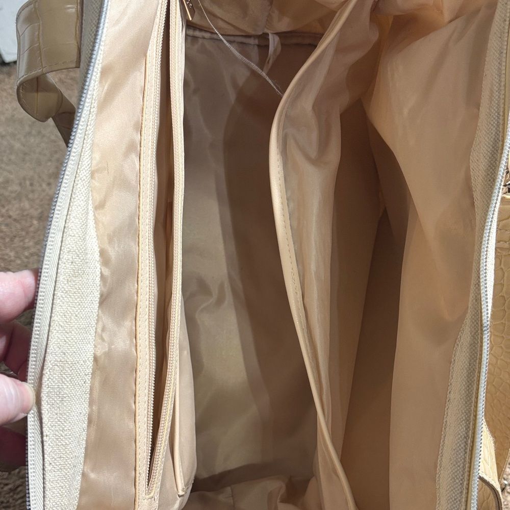 Beis weekender bag‎ beige snakeskin mixed media travel suitcase attach carry on - Picture 4 of 5
